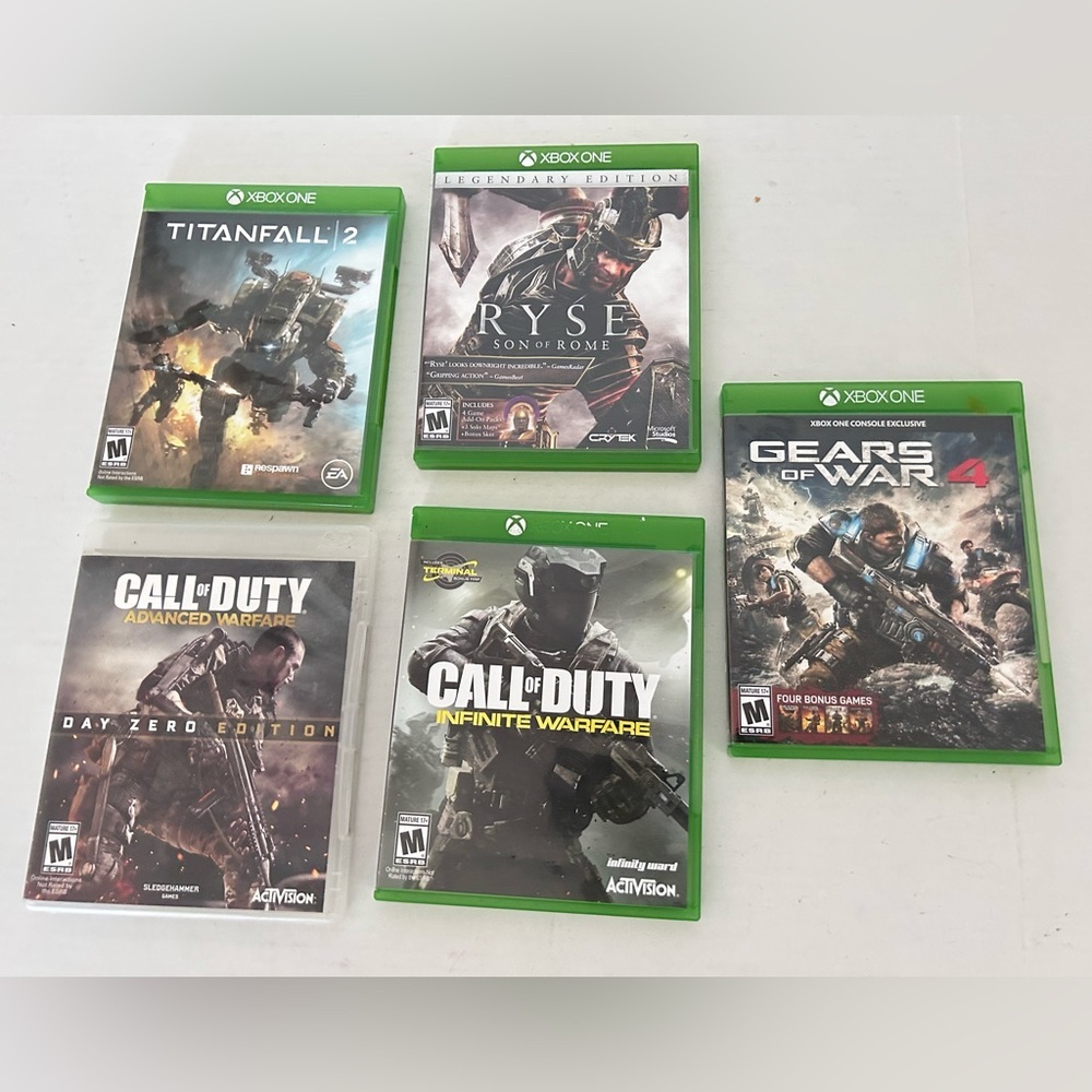 Xbox One Call of Duty Gears of War 4 Titan Fall Rise Son of Rome CD Video Games